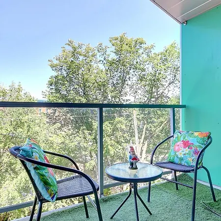 Good Vibes Only -Modern And Spacious 2 Bedroom Condo 4 Beds Free Parking, Gym Quebec City Exterior photo