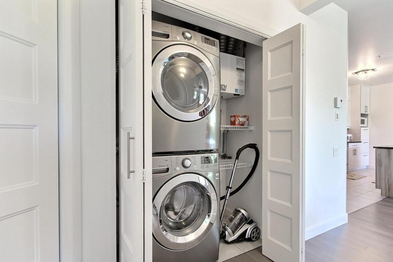 Good Vibes Only -modern And Spacious 2 Bedroom 4 Beds Free Parking, Gym Apartment