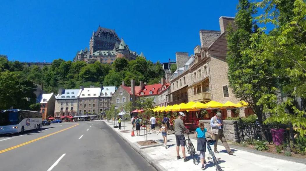 Good Vibes Only -modern And Spacious 2 Bedroom 4 Beds Free Parking, Gym * Quebec City